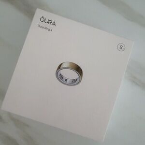 Ōura Ring 4 Gold size 8